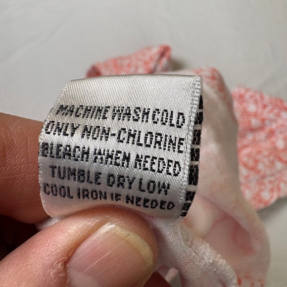 Kenneth Woman 1X Coral White Geometric Print 3/4 Sleeve Top Plus Size - Picture 7 of 8